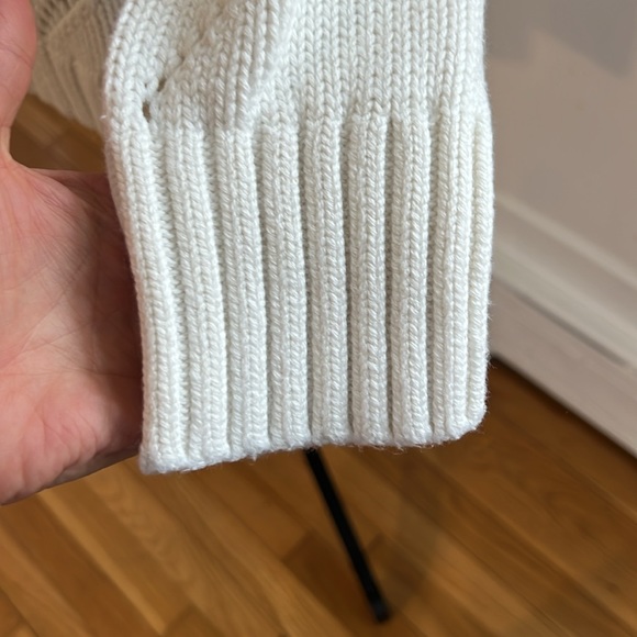 Women’s Talbots White Sweater Sz Large - Picture 6 of 8